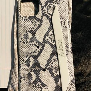 Snakeskin 11 Pro Max Loop Case
